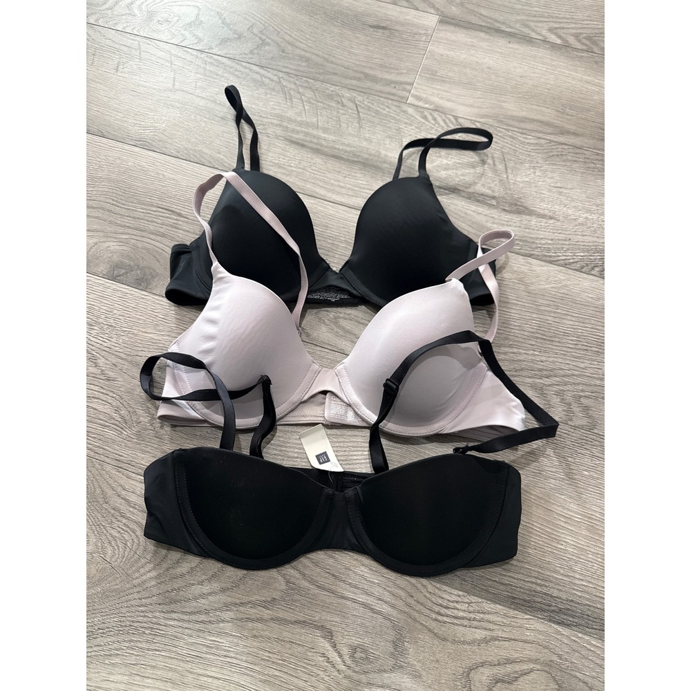 GapBody Favorite T-Shirt & Strapless Convertible Bra Bundle 34A Black Lavender